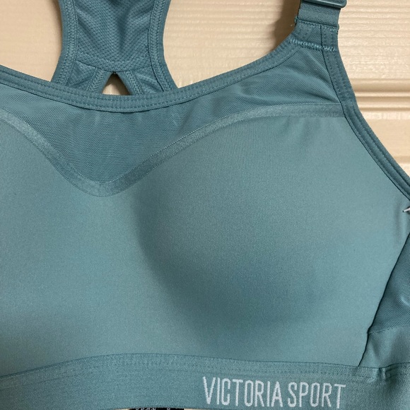 Victoria’s Secret Victoria Sport Racerback Sports Bra NWOT 34B - Picture 3 of 6